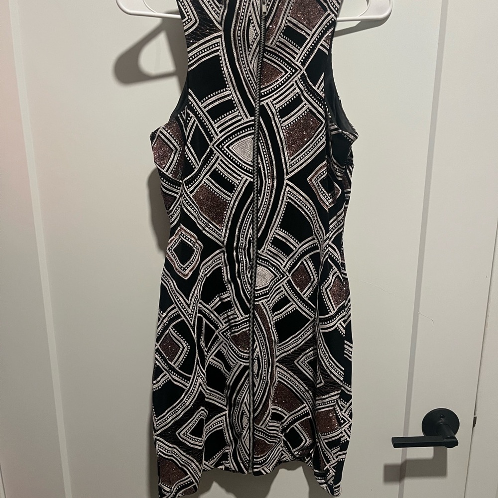 Speechless Black & Gold Geometric Mini Dress | Size 9 | Bodycon Cocktail Party - Picture 4 of 4
